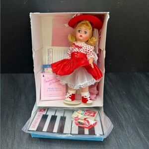 Madame Alexander Wendy Loves F.A.O Doll